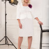 Женский костюм: белого цвета с юбкой и жакетом PL003B