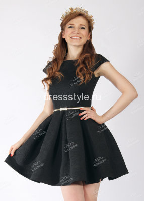 Черное короткое вечернее платье с А-силуэтом с широкой юбкой MS009B