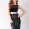 Короткое вечернее платье-футляр с бархатным лифом  и атласным поясом ND046B