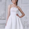 Короткое свадебное платье  с А-силуэтом  украшенное  пикантным  атласным бантом на бюстье  TB012